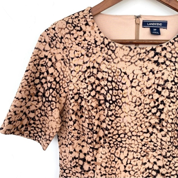 Land’s End  jersey knit dress with crew neckline and short sleeves, mini length - Picture 4 of 11